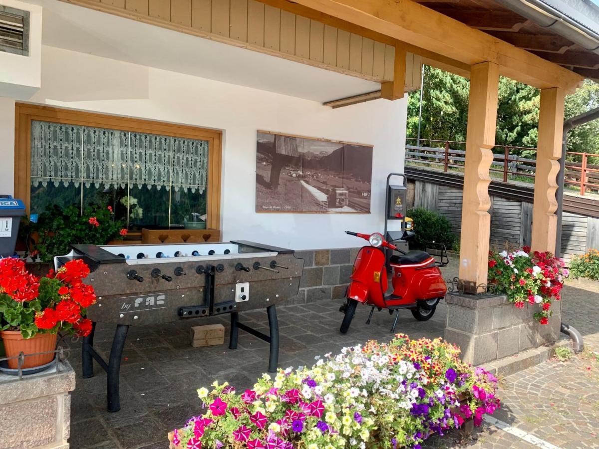 Casa Di Franz Hotell Vigo di Fassa Exteriör bild