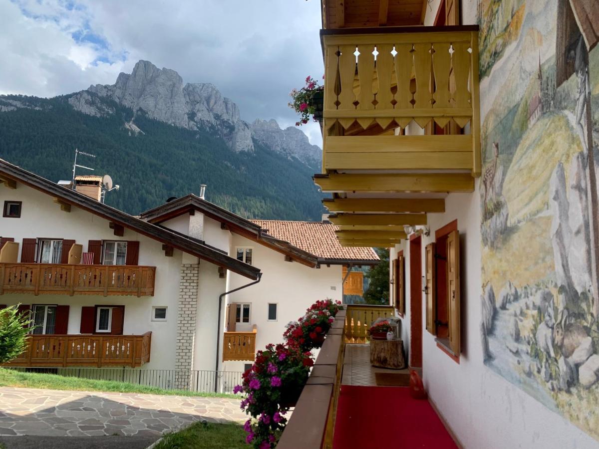 Casa Di Franz Hotell Vigo di Fassa Exteriör bild
