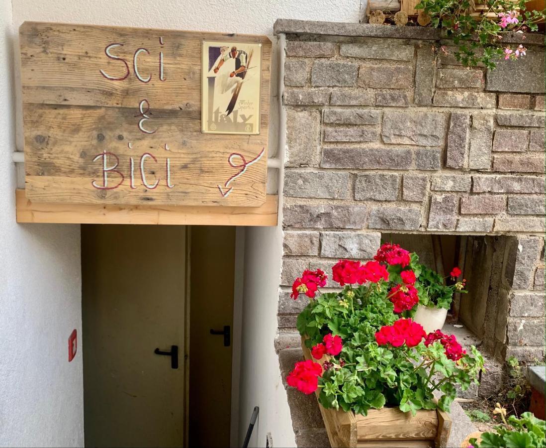 Casa Di Franz Hotell Vigo di Fassa Exteriör bild